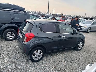 Chevrolet: Chevrolet Spark: 2017 г., 1 л, Вариатор, Бензин, Хэтчбэк — 1