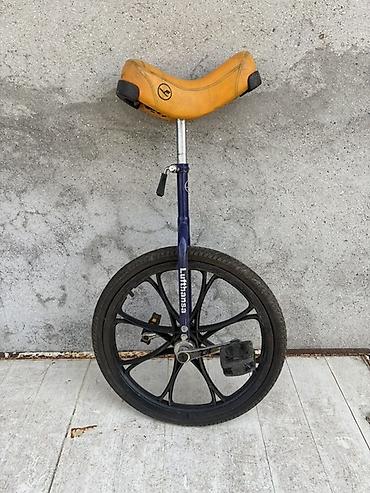 Bir təkərli velosiped (unicycle) - Brend/loqo: Lufthansa (çərçivə və