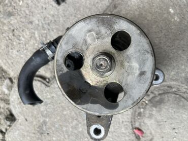 водяная помпа: Гидроусилитель Honda 2003 г., Б/у
