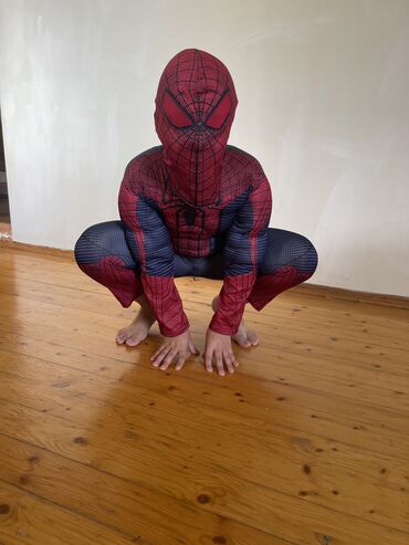 uşaqlar üçün antivirus ayaqqabılar: Spider men geyimi demek olar geyinmeyib 7-8 yasa kimi uygundur