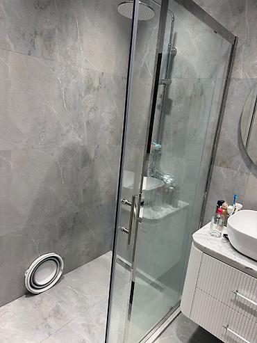 kiray: Deluxe Residence – Ceyhun Hacıbəyli küçəsi | 28 May metrosu | 2 Otaqlı — 4
