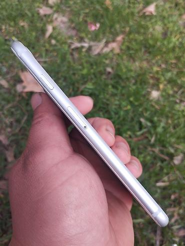 Apple iPhone: IPhone 8, Б/у, 64 ГБ, Белый, Чехол, 87 % — 10