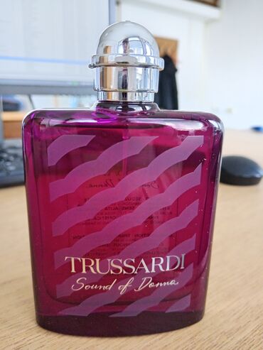 хаљине за пуније даме: Ženski parfem, Trussardi, Original