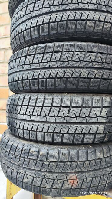 Шины: Шины 195 / 65 / R 15, Зима, Комплект, Легковые, Япония, Bridgestone