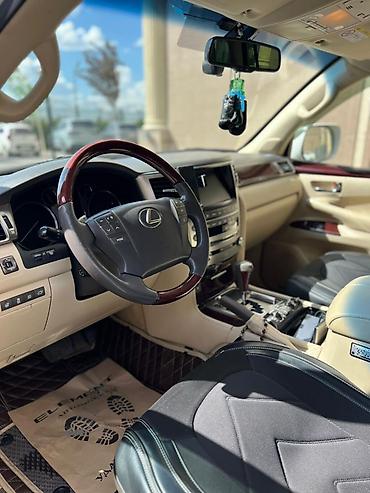 Lexus: Lexus LX: 2013 г., 5.7 л, Автомат, Бензин, Внедорожник — 7