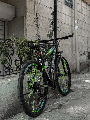 velas: Yeni Şəhər velosipedi Strim, 29"