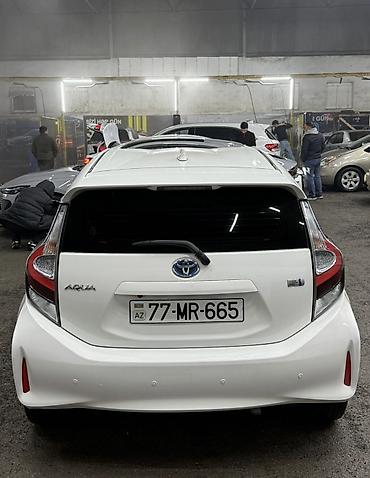 kvadracikl satışı: Toyota Aqua: 1.6 l | 2019 il Hetçbek — 2