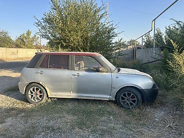 donfeng l7: LIFAN Smily (320): 2012 г., Механика, Бензин, Хэтчбэк — 3