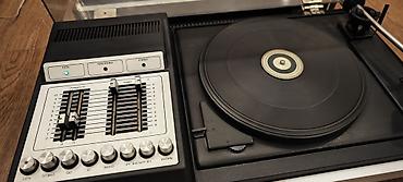 Виниловые пластинки: Два советских проигрывателя винила (компактные электрофоны со — 8