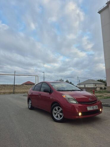 Toyota: Toyota Prius: 1.5 l | 2007 il Sedan — 10