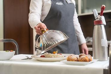 Оборудование для ресторанов, кафе: Şadlıq sarayı, otel, restoran, kafe və başqa obyektlər üçün — 1