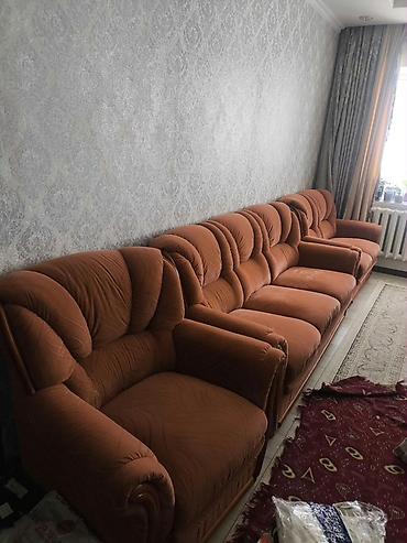 белый диван: Комплект мягкой мебели, Б/у, Самовывоз, Платная доставка — 3