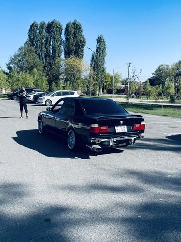 BMW: BMW 5 series: 1992 г., 2.8 л, Механика, Бензин, Седан