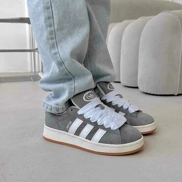 Patike: Adidas, 44 — 5