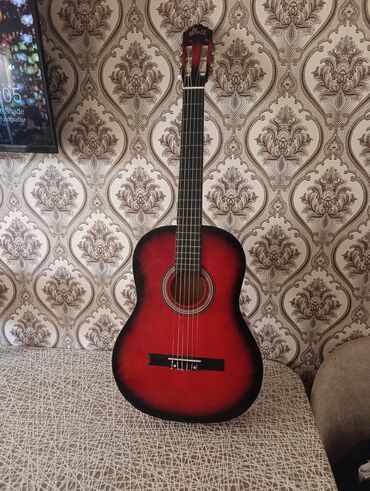 Tar: Klassik gitara