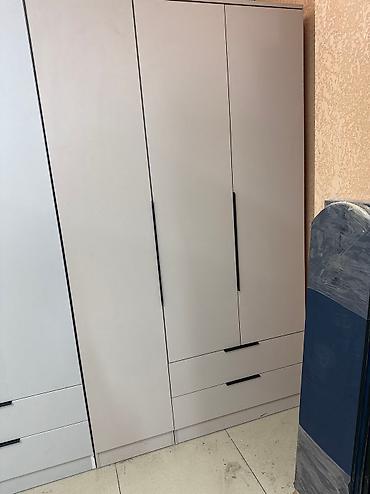 Шкафы для одежды: Шкаф для одежды, Новый, Прямой, ЛДСП — 18