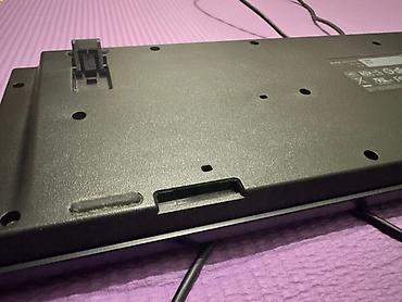 stol ustu komputer qiymeti: Dell istehsalı olan L30u model standart USB klaviatura satılır. Tam — 5