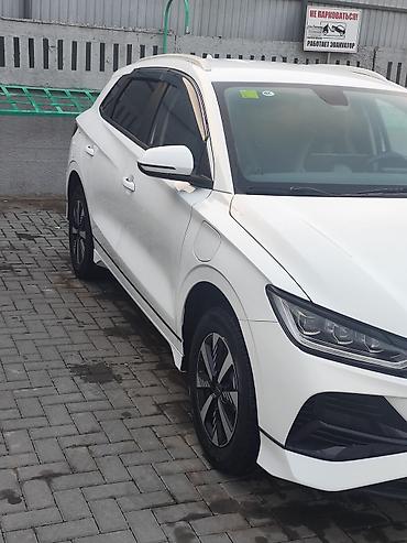 BYD: BYD E2: 2025 г., Электромобиль, Хэтчбэк — 5