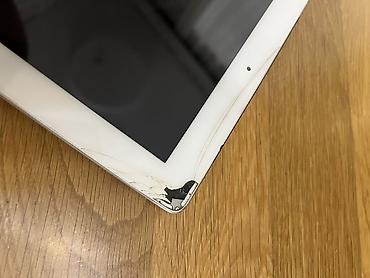 купить айпад в баку: IPad 2 – 32 GB, vəziyyəti yaxşıdır. iOS versiyası 9.3.5-dir, buna görə — 3