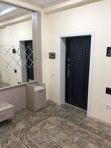 Uzunmüddətli kirayə mənzillər: Tibb Universitetinin tam yanında 16/13- cu mərtəbəsində yerlışən 2 — 3