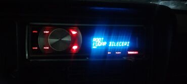 elif toster qiymeti: Avtomobil üçün 1-DIN multimedia maqnitofon - Rəngli LED displey: mavi