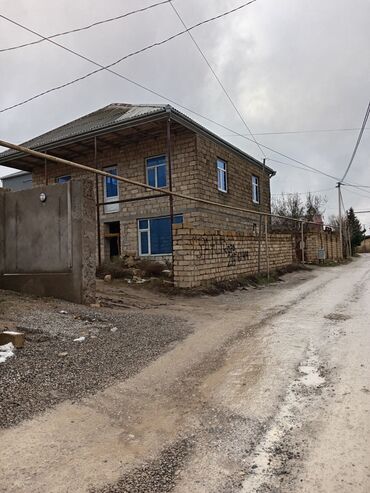 Həyət evləri və villaların satışı: 5 otaqlı, 180 kv. m, Kredit yoxdur, Təmirsiz -da lalafo.az — 1 Həyət evləri və villaların satışı: 5 otaqlı, 180 kv. m, Kredit yoxdur, Təmirsiz — 1