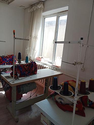 Продажа коттеджей и домов: 6 комнат жер уй сатылат. Короо тосулган чон зал, спальный, детский — 19