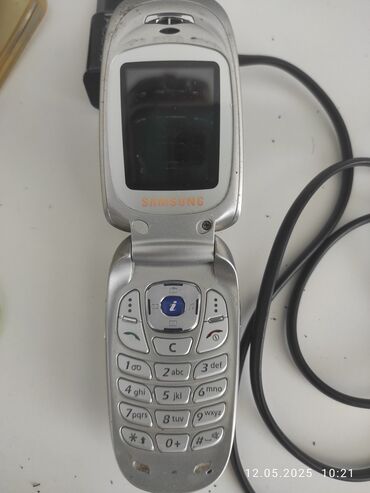 poco f2 pro бишкек: Samsung D900I, < 2 ГБ, түсү - Боз