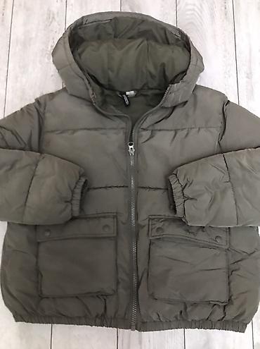 верхний одежда: Пуховик/куртка H&M Divided, цвет хаки. - Теплая стеганая модель с — 3