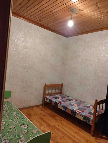 bayilda heyet evi: 70 kv. m, 3 otaqlı, Qaz — 2