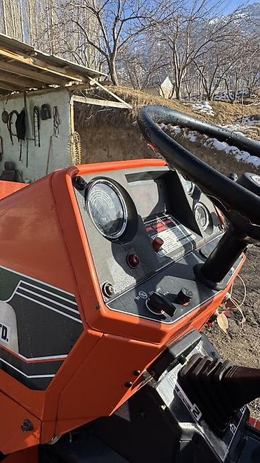 Другие мини-тракторы: Трактор Hinomoto E2604 - Компактный сельскохозяйственный трактор на — 2