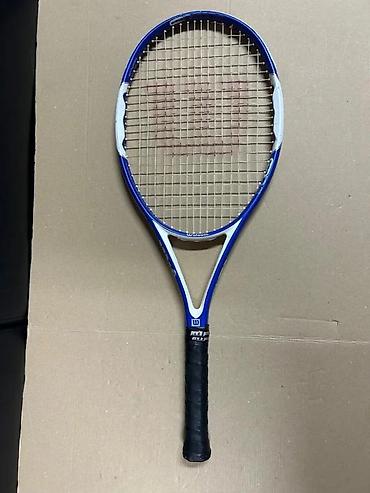 Ostali proizvodi za sport i razonodu: Wilson teniski reket - Model: Wilson (plavo-bela šema, “W” logo na — 2
