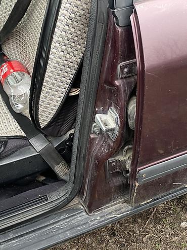 Audi: Audi S4: 1993 г., 2 л, Механика, Бензин, Универсал — 12