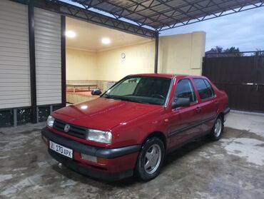 поло фолсфаген: Volkswagen Vento: 1993 г., 1.8 л, Механика, Бензин, Седан