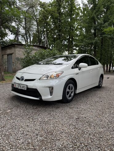 приу: Toyota Prius: 2012 г., 1.8 л, Вариатор, Гибрид, Хэтчбэк