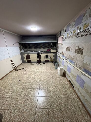 долгосрочная аренда восток 5: 170 м², 6 комнат, Балкон застеклен, Кондиционер, Парковка