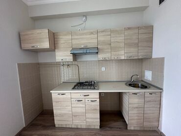 Tumbalar: Mətbəx mebeli satılır 150₼⁵⁰. Yaxşı vəziyyətdədir. Ölçü 2.24. Üzərində