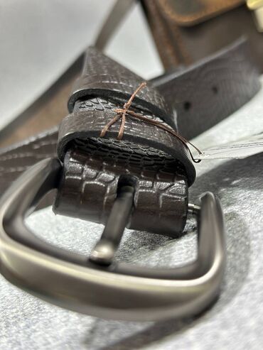 Ремни и пояса: Ремень из натуральной кожи. Толщина 3-4 мм. Длину подберем — 9