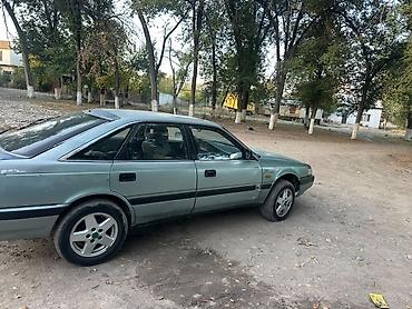 Mazda: Mazda 626: 1990 г., 2 л, Механика, Бензин, Лифтбек — 3