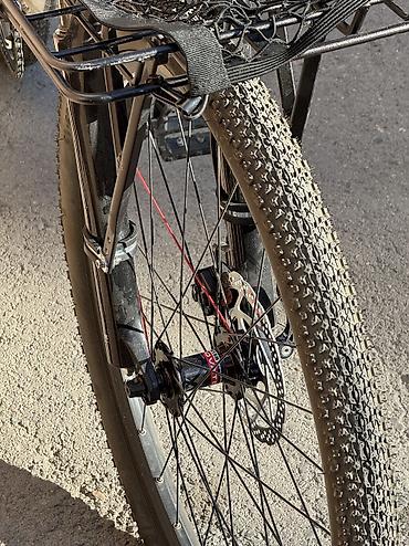 ролер: Trek 3700 Custom — Hollowtech II / Втулка Novatec / Дисковый тормоз — 2