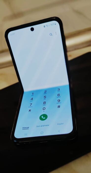 Samsung: Samsung Z3, 256 GB, rəng - Qara, Barmaq izi, Face ID
