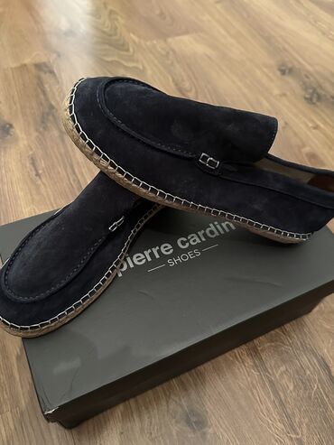 мужская обувь оптом: Продаю новые эспадрильи от Пьер Кардин, размер 43 (подойдет на 42)