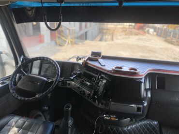 Тягачи: Тягач, Volvo, 2001 г., Без прицепа — 4