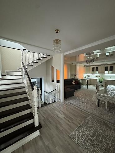 Продажа коттеджей и домов: 🏡 Продается современный двухэтажный дом с цокольным этажом и видом на — 1