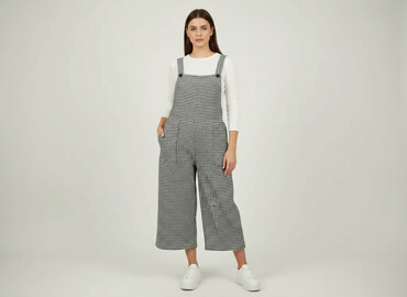 new yorker kombinezon czarny damski: Boohoo, Women`s overall, size L