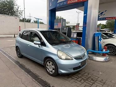 type r: Honda Fit: 2005 г., 1.3 л, Автомат, Бензин, Хэтчбэк — 4