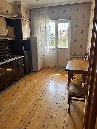 Qonaq otağı dəstləri: Metro Həzi Aslanov çıxışında geniş 3 otaqlı mənzil kirayə verilir Bakı — 14