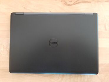 ugradni aspirator za nokte: Intel Core i5, 8 GB OZU, 14 "