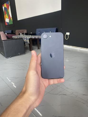 iphone ile barter: IPhone 16e, Qara, Simsiz şarj — 1