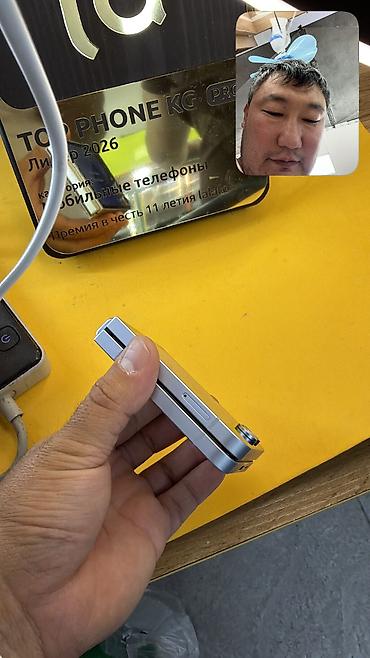 not nik store312: Samsung Galaxy Z Flip6, Б/у, 512 ГБ, 2 SIM — 1